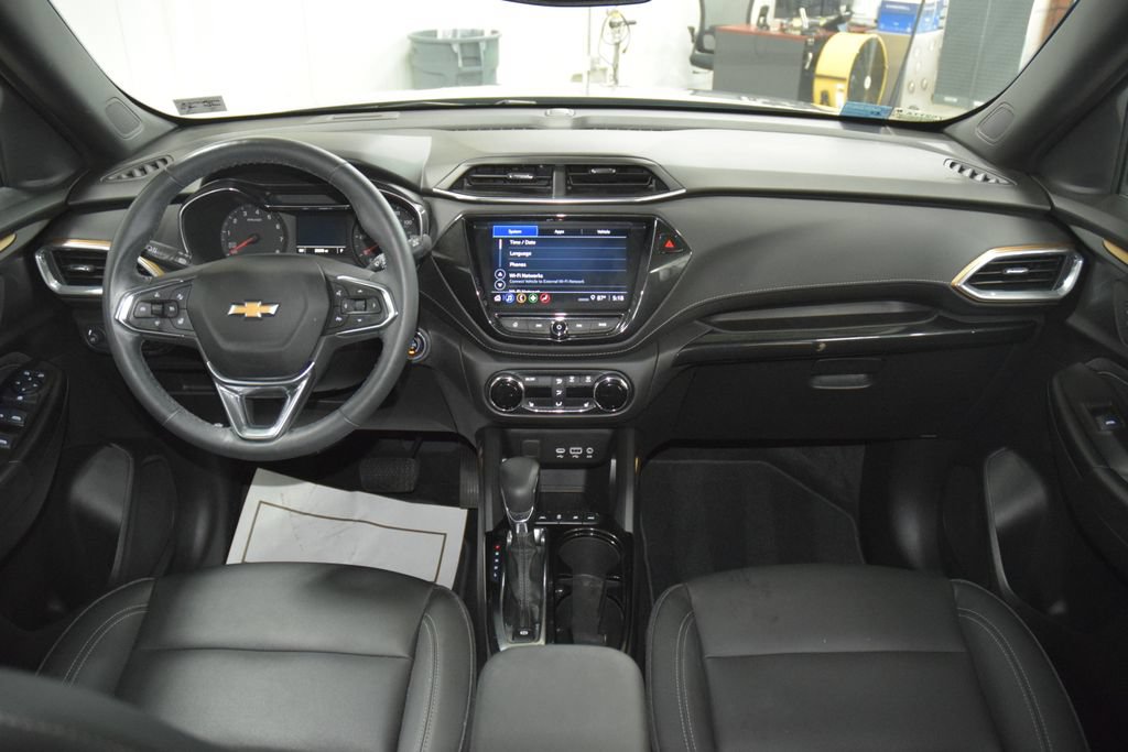 Used 2023 Chevrolet TrailBlazer ACTIV w/ Convenience Package AWD/4WD image 29