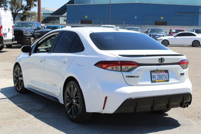 Used 2024 Toyota Corolla XSE FWD image 3