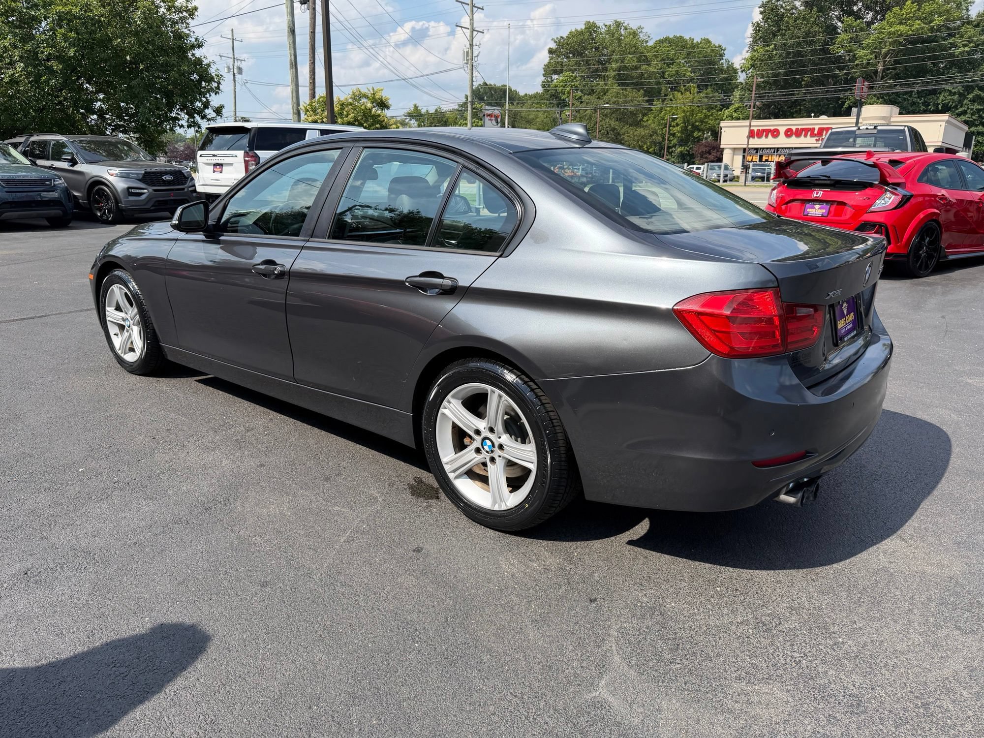 Used 2013 BMW 328i xDrive Sedan AWD/4WD image 4