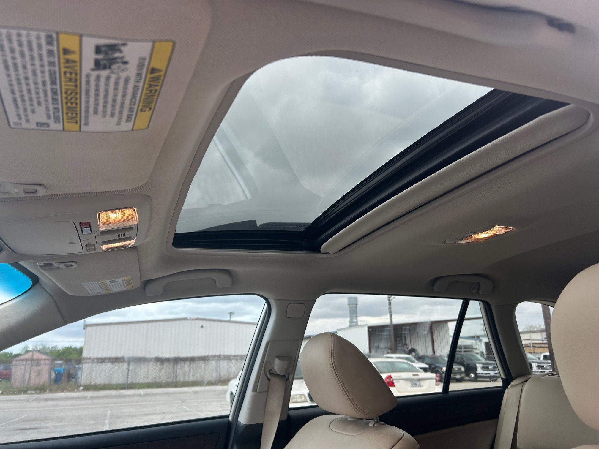 Used 2017 Subaru Outback 2.5i Limited image 15