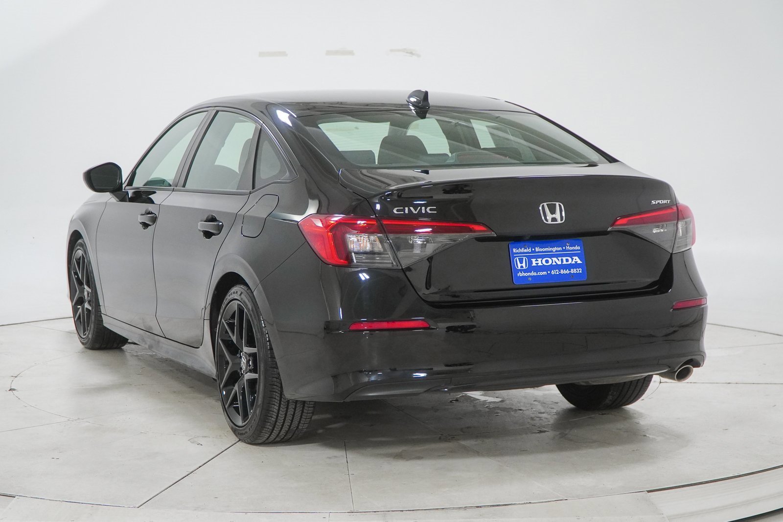 Used 2024 Honda Civic Sport image 8