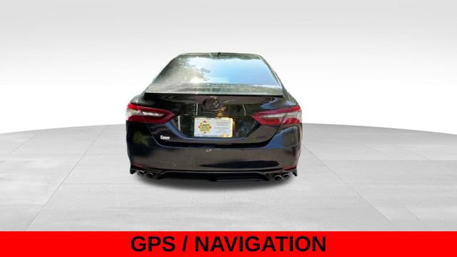 Used 2022 Toyota Camry XSE FWD image 6