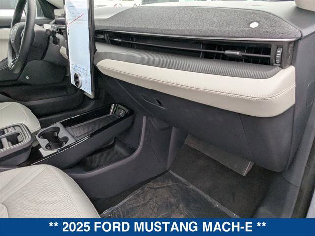 Certified 2025 Ford Mustang Mach-E Premium image 22