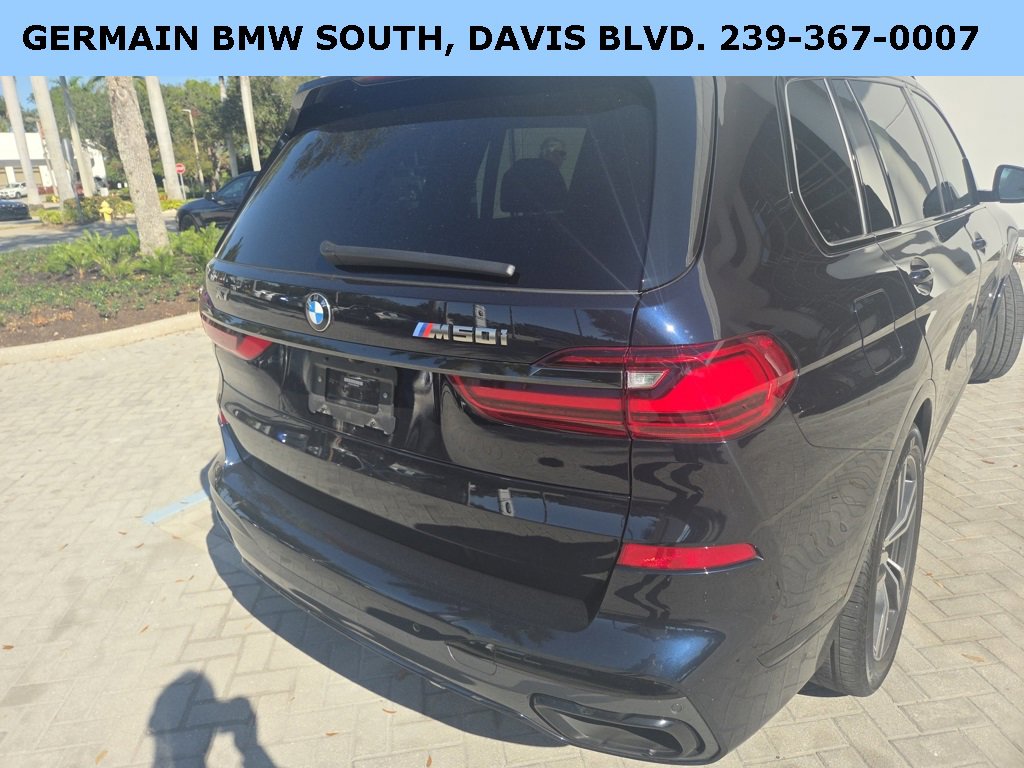Certified 2022 BMW X7 M50i w/ Executive Package image 26