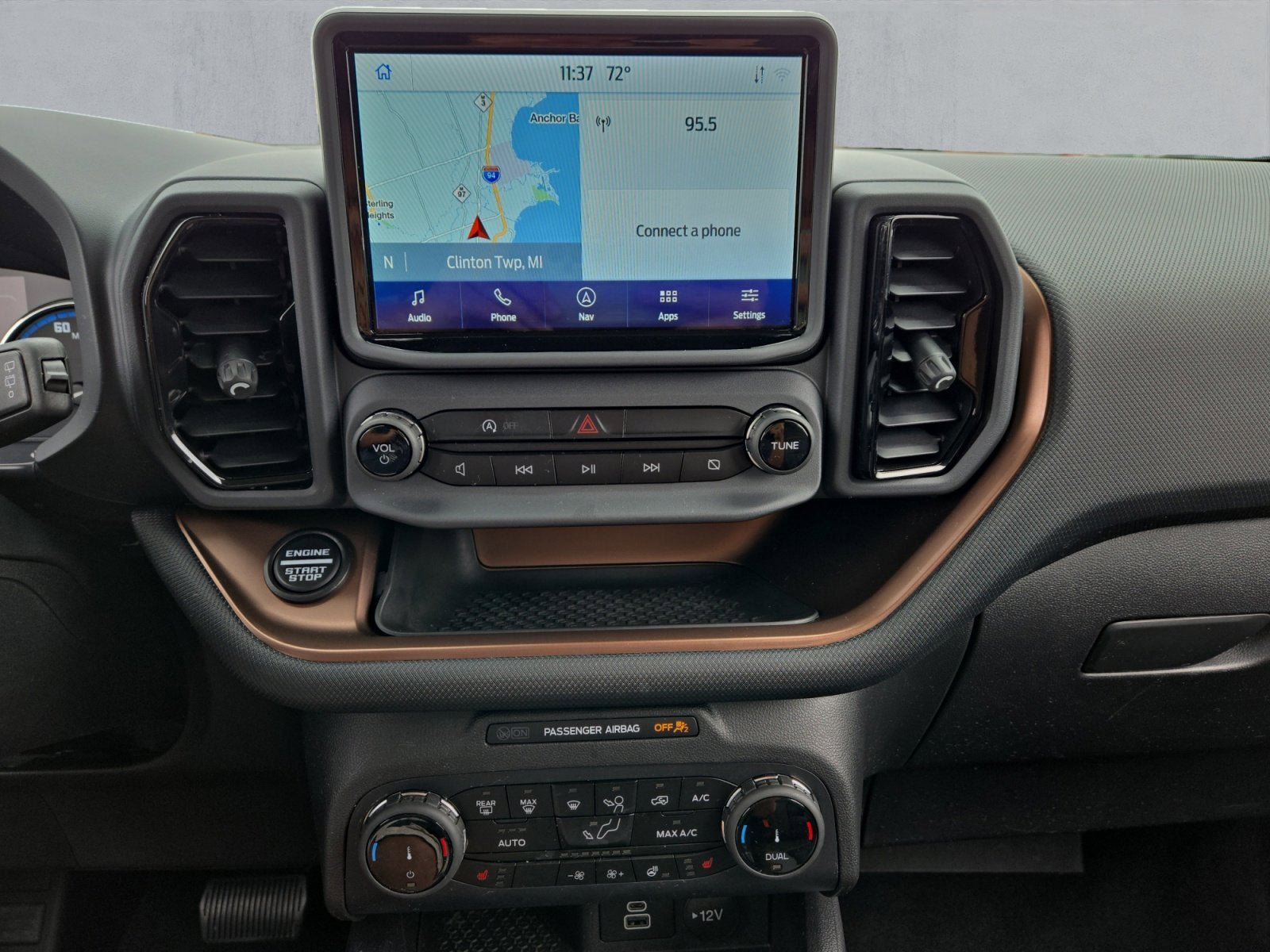 Certified 2023 Ford Bronco Sport Outer Banks AWD/4WD image 17