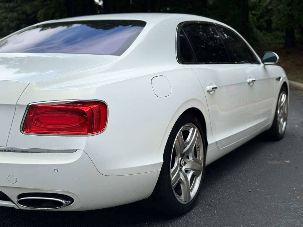 Used 2015 Bentley Flying Spur W12 AWD/4WD image 22