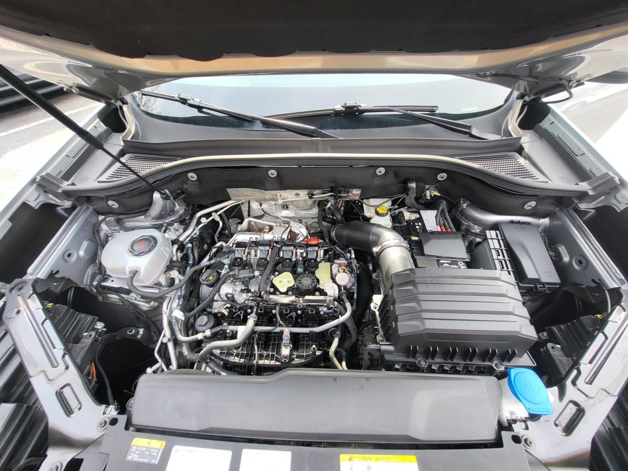 Used 2024 Volkswagen Atlas SE image 10