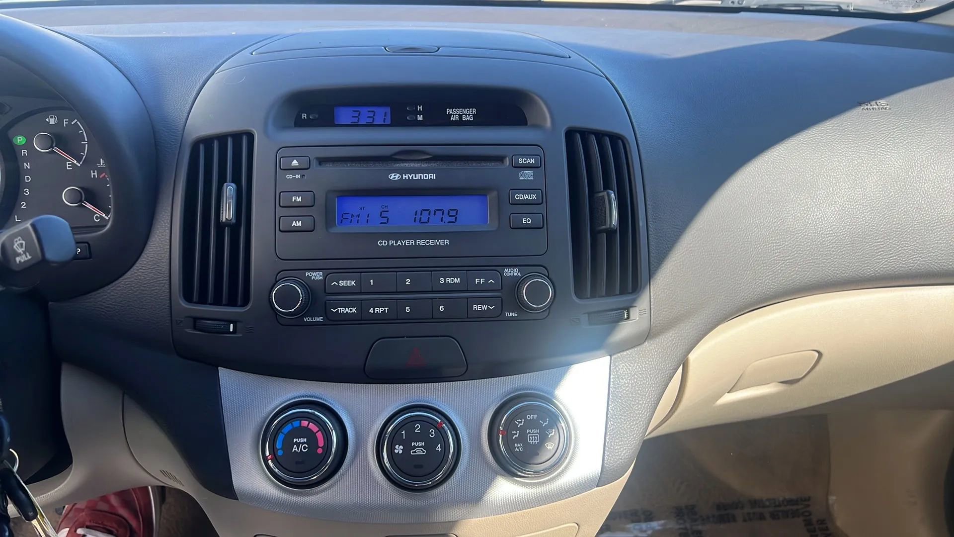 Used 2007 Hyundai Elantra SE image 30