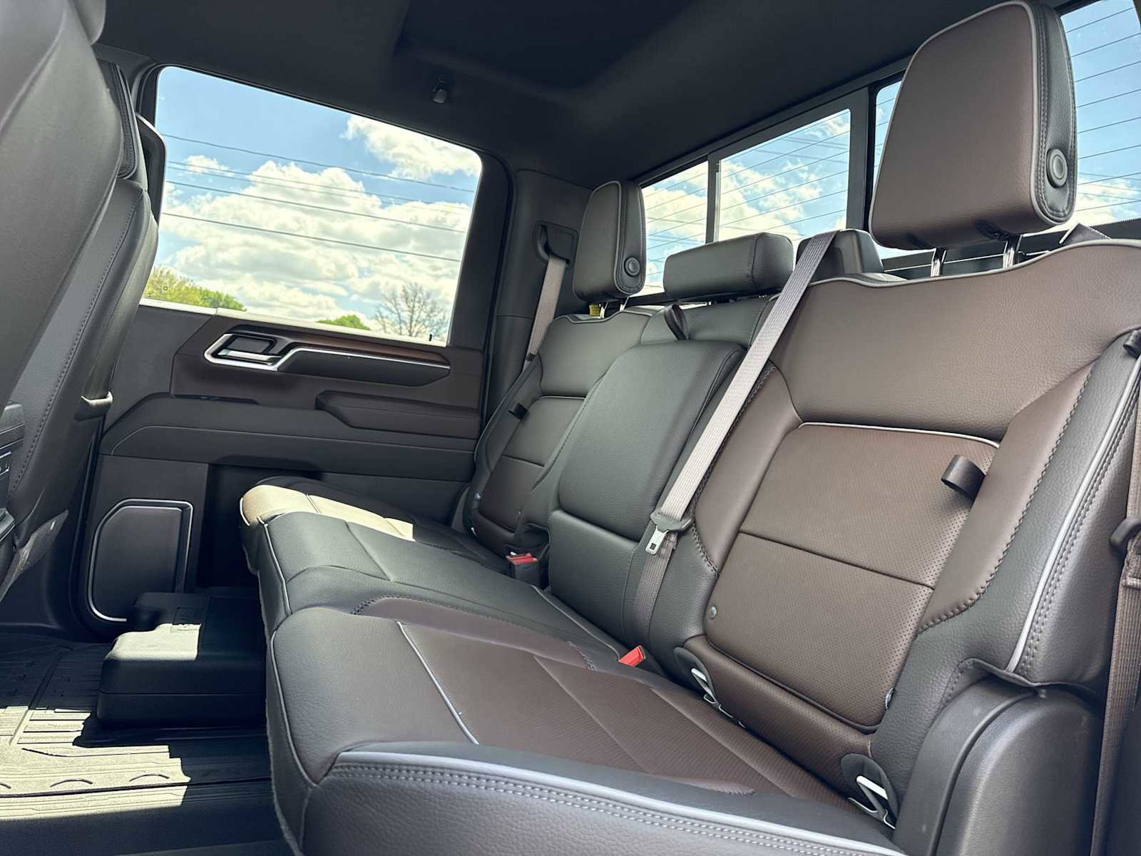 New 2026 GMC Sierra 2500 Denali w/ Denali Reserve Package AWD/4WD image 24