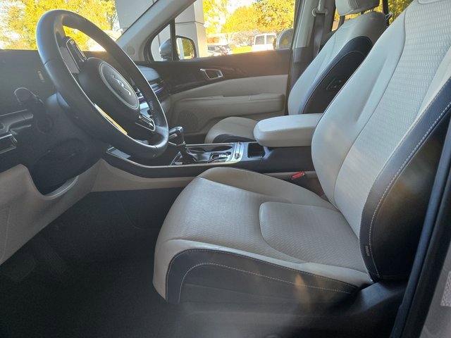 New 2025 Kia Carnival SX Prestige image 6