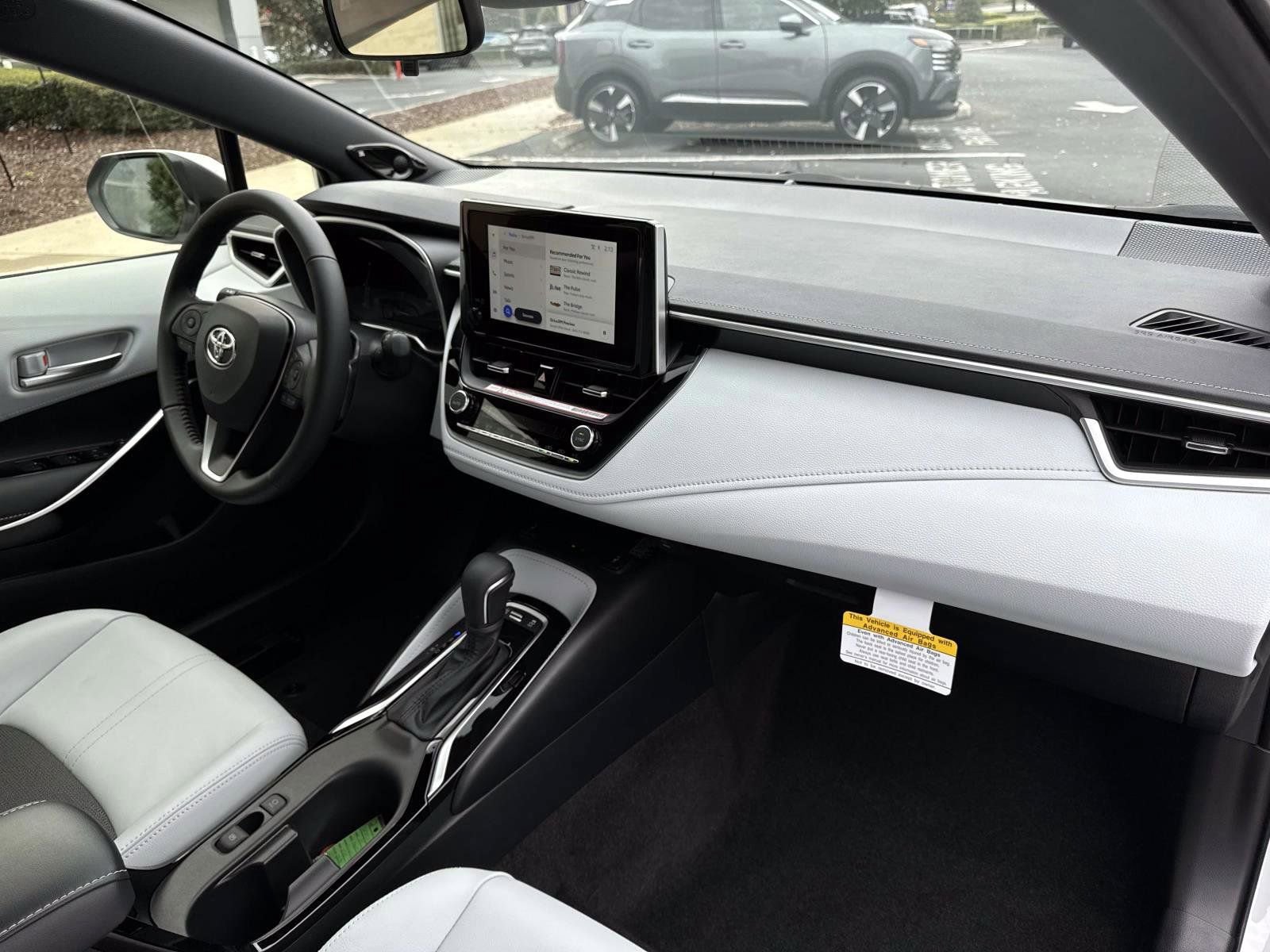 Used 2025 Toyota Corolla XSE image 16