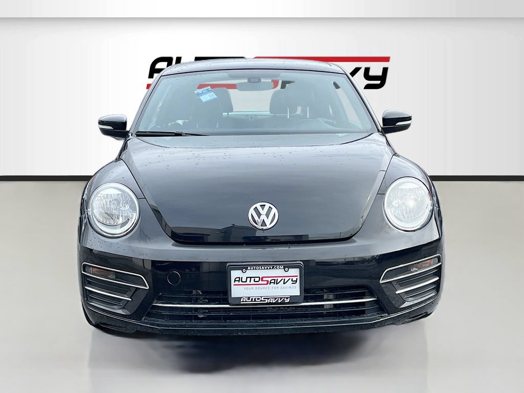 Used 2019 Volkswagen Beetle 2.0T SE FWD image 2