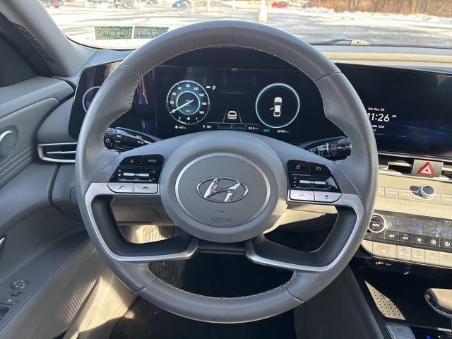 Used 2023 Hyundai Elantra SEL w/ Convenience Package image 22