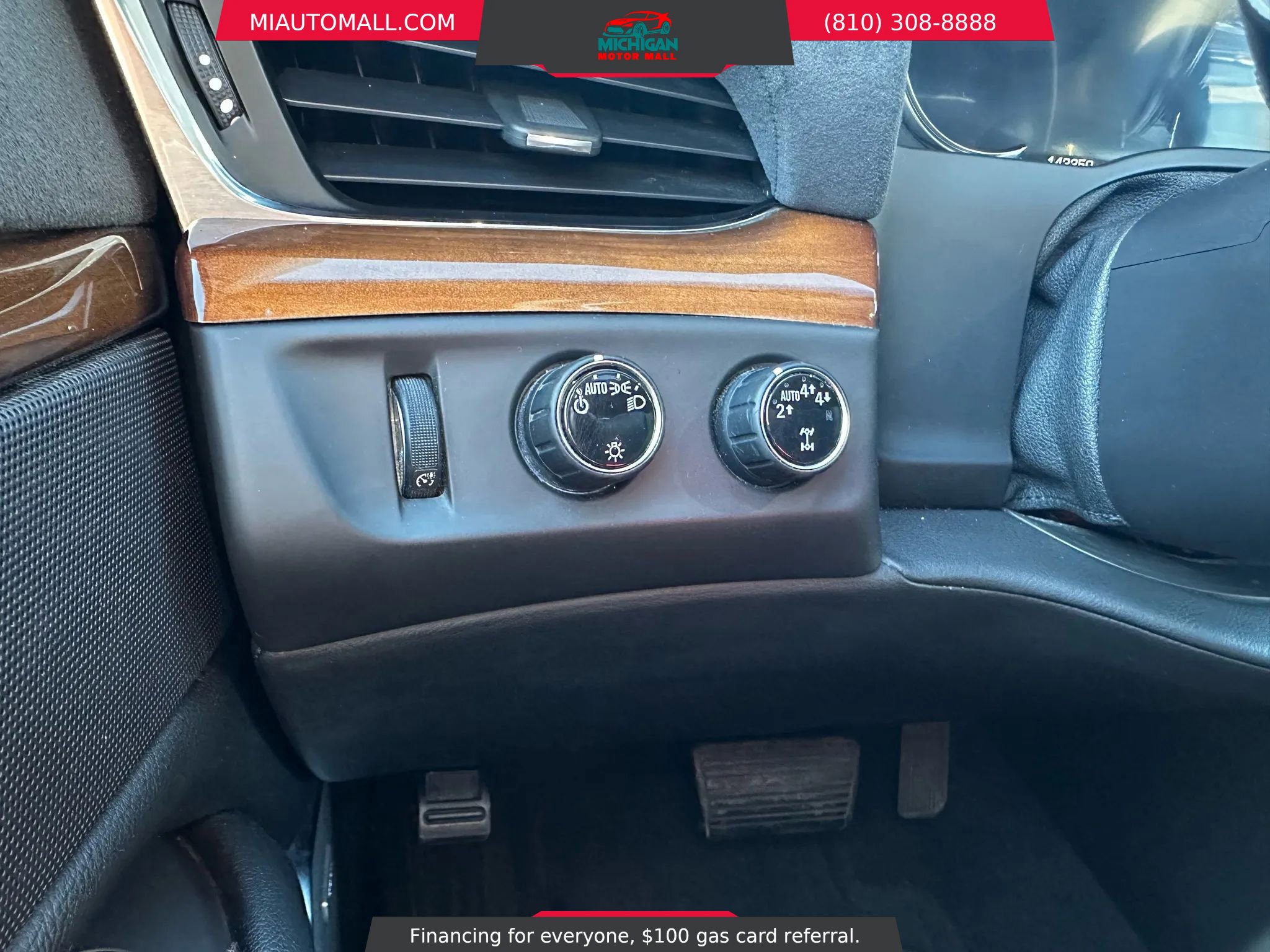 Used 2017 Cadillac Escalade ESV Luxury image 19