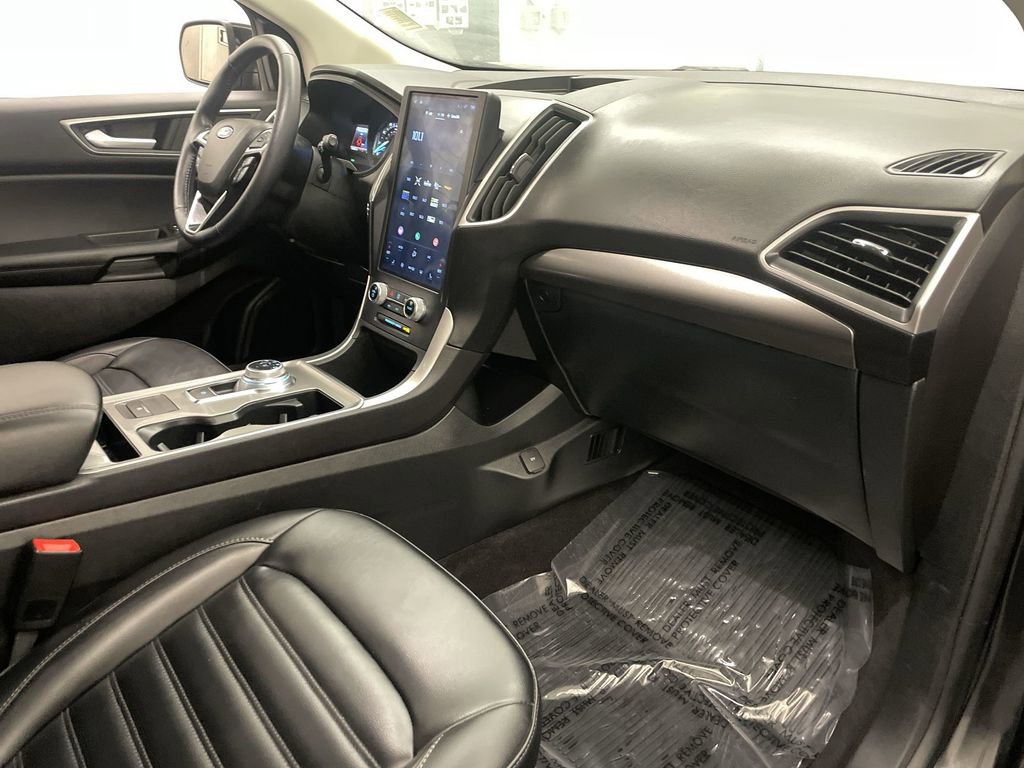 Used 2023 Ford Edge SEL AWD/4WD image 21