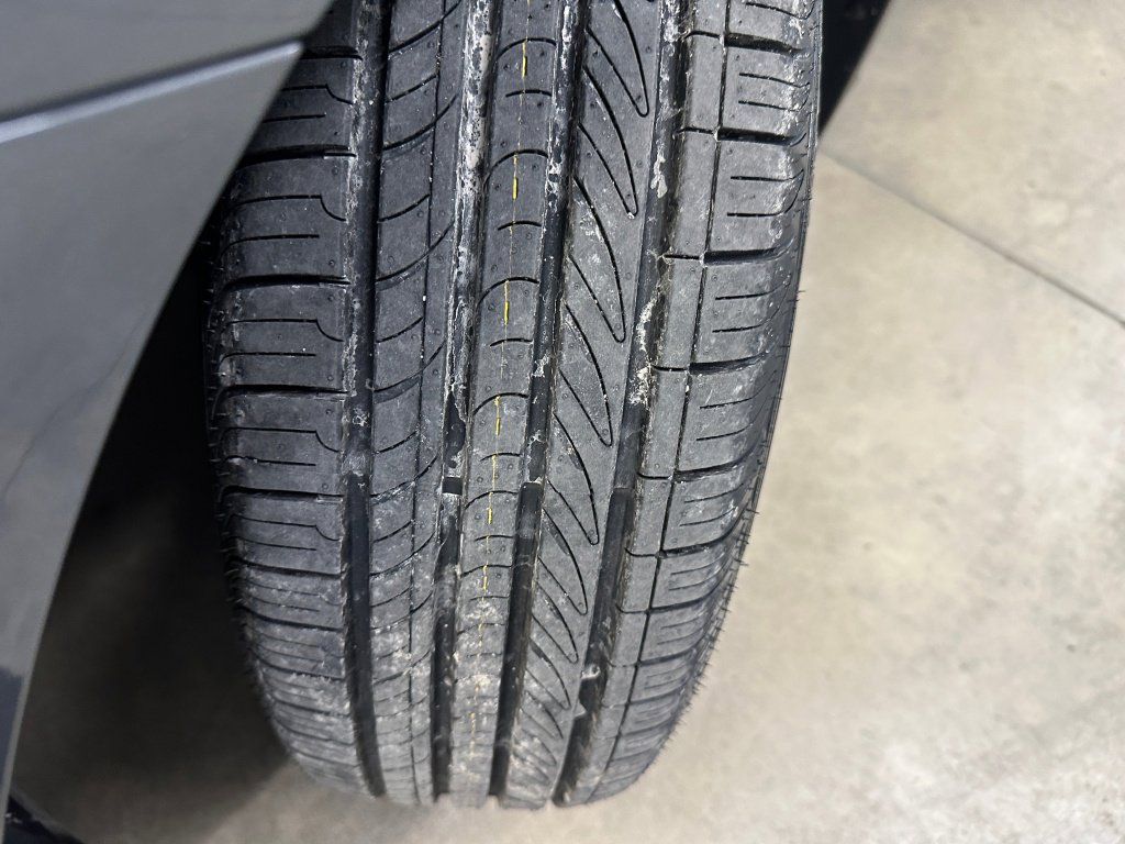 Used 2023 Hyundai Elantra SE image 31