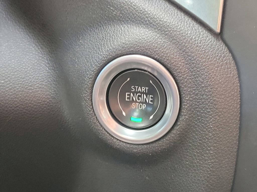 Used 2020 Chevrolet Silverado 1500 LT w/ All-Star Edition image 36