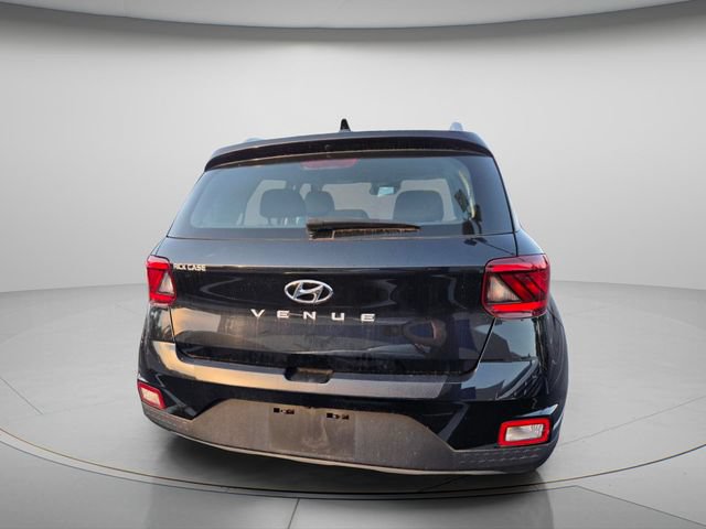 Used 2021 Hyundai Venue SEL w/ Cargo Package FWD image 7