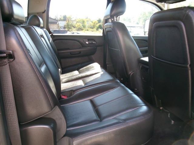Used 2014 Chevrolet Silverado 2500 LTZ w/ Suspension Package, Off-Road AWD/4WD image 21