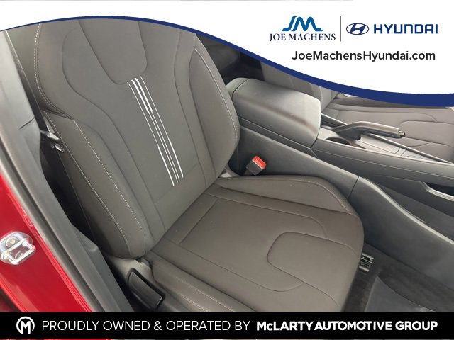 Certified 2025 Hyundai Elantra Sport image 27