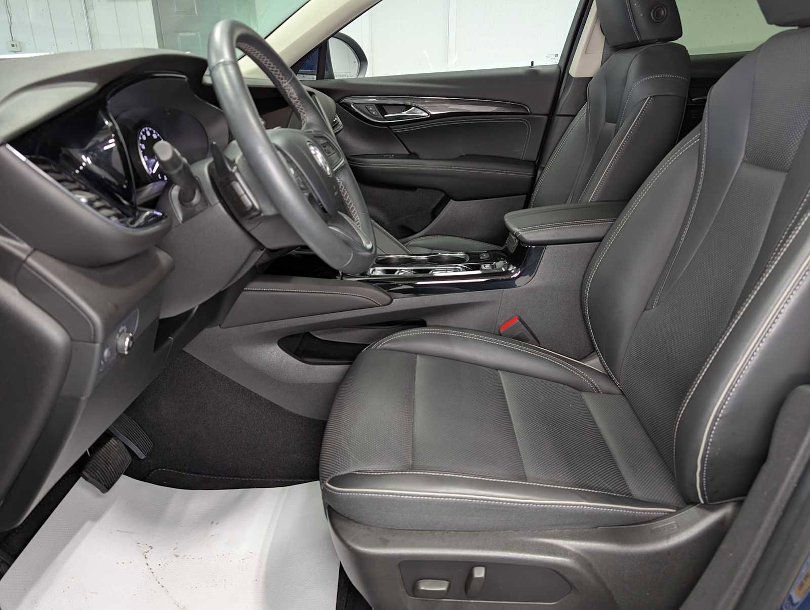 Certified 2023 Buick Envision Essence AWD/4WD image 4