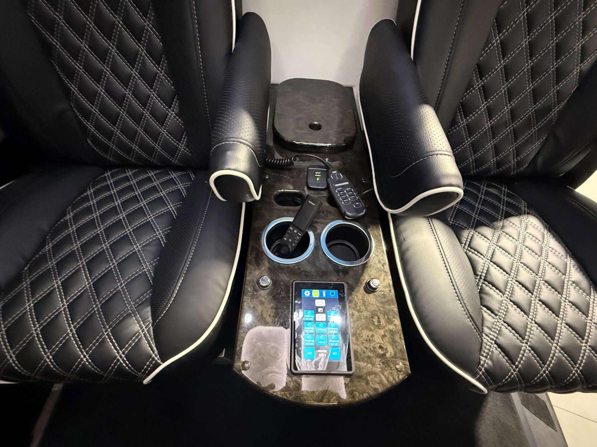 Used 2022 Mercedes-Benz Sprinter 3500 image 63