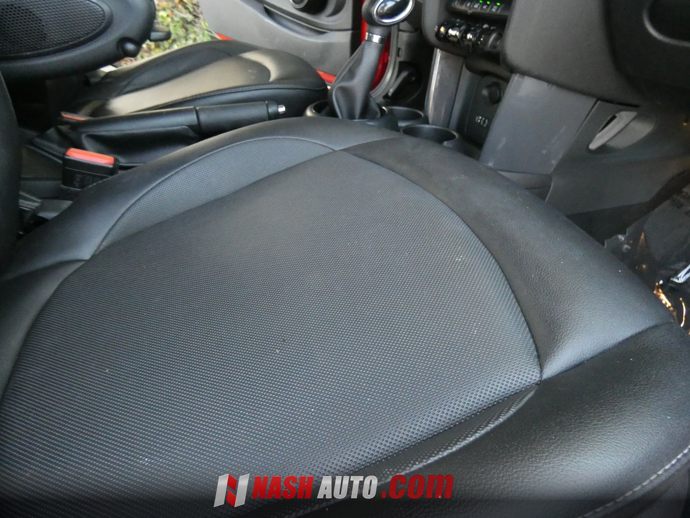 Used 2017 MINI Cooper 2-Door Hardtop FWD image 23
