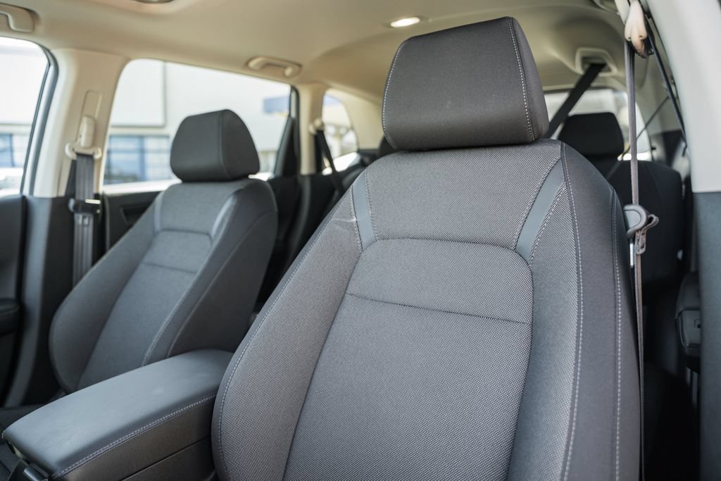 Certified 2026 Honda CR-V EX image 39