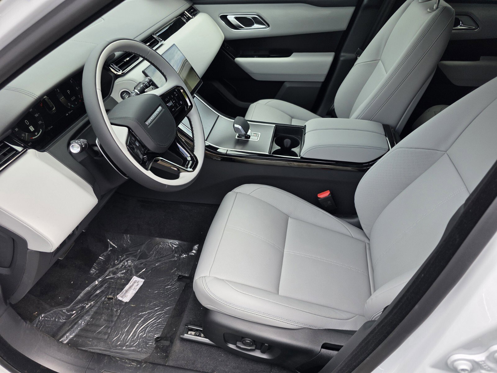New 2026 Land Rover Range Rover Velar Belgravia AWD/4WD image 10