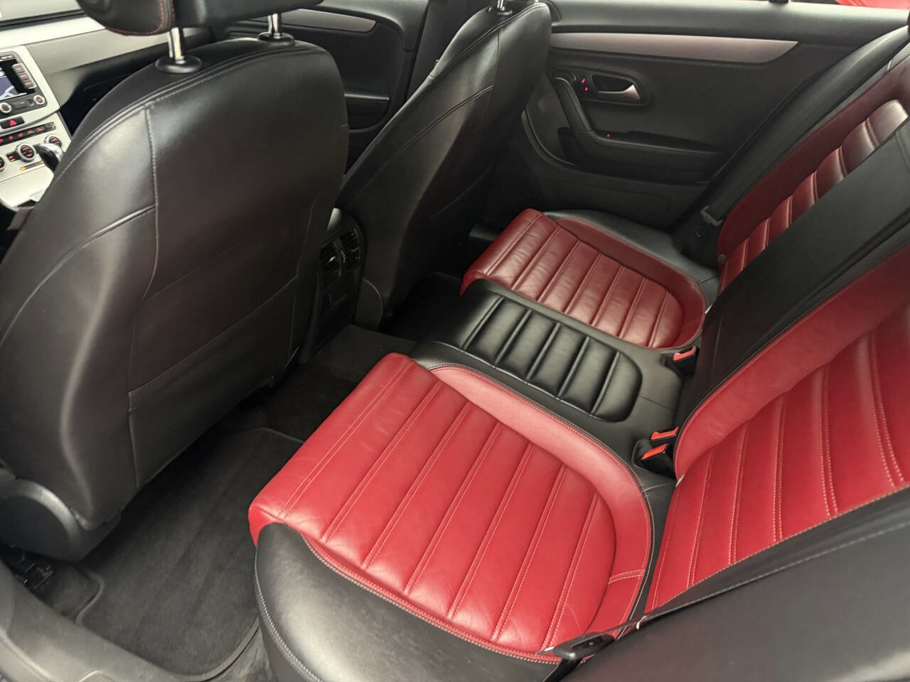 Used 2015 Volkswagen CC R-Line FWD image 18