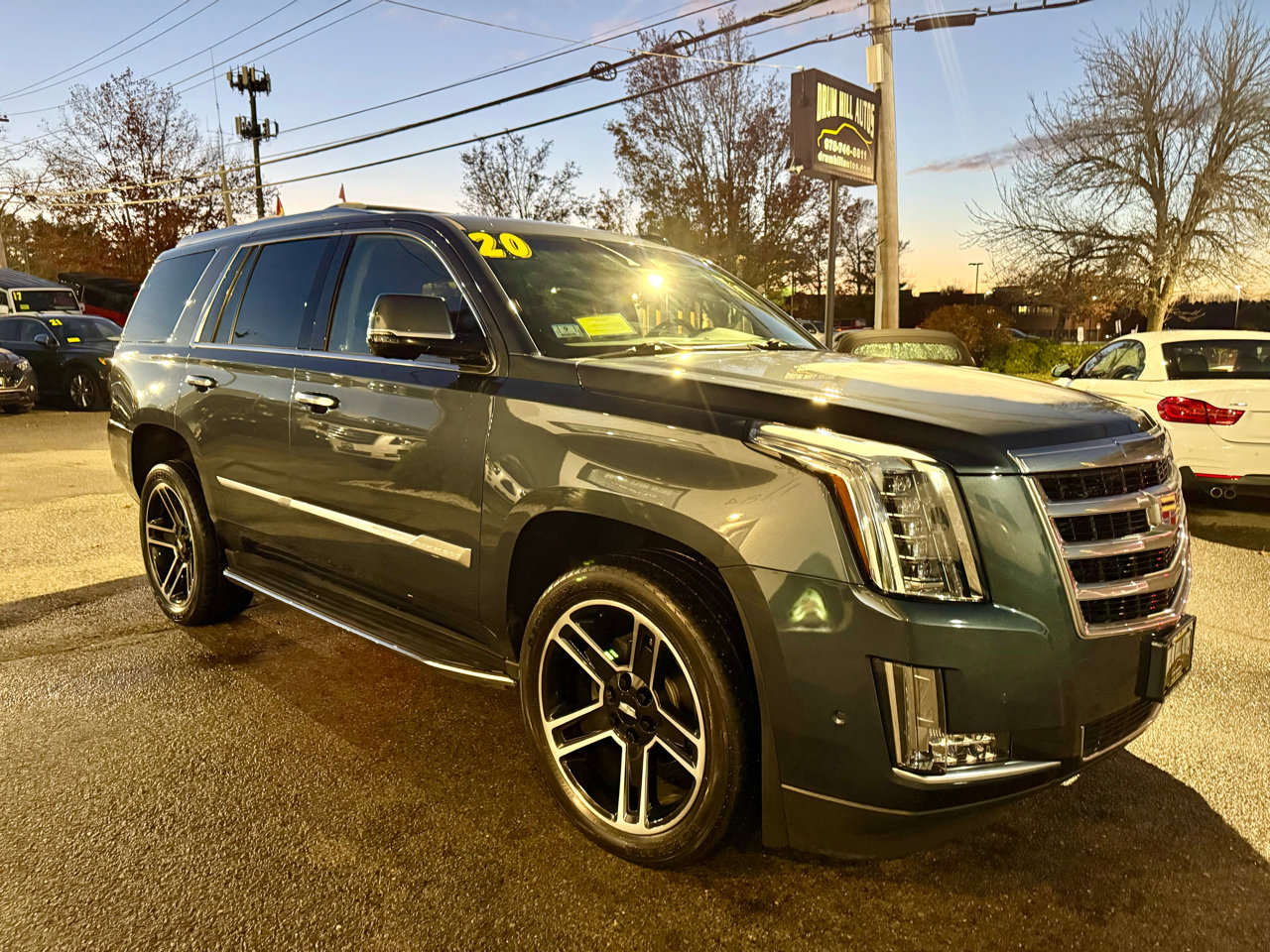 Used 2020 Cadillac Escalade Luxury image 7