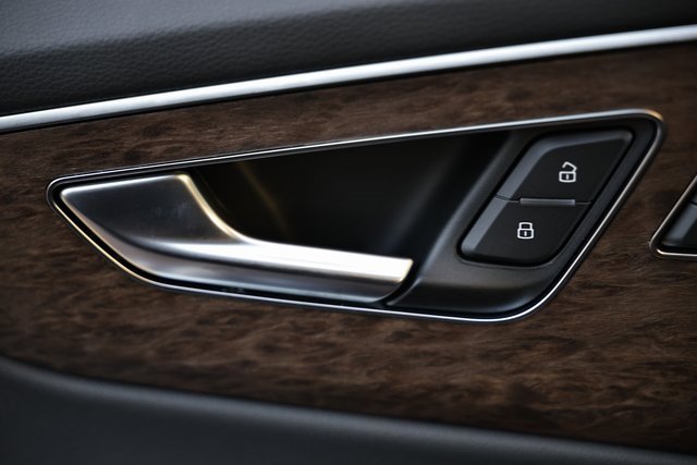 New 2026 Audi Q8 Premium image 15