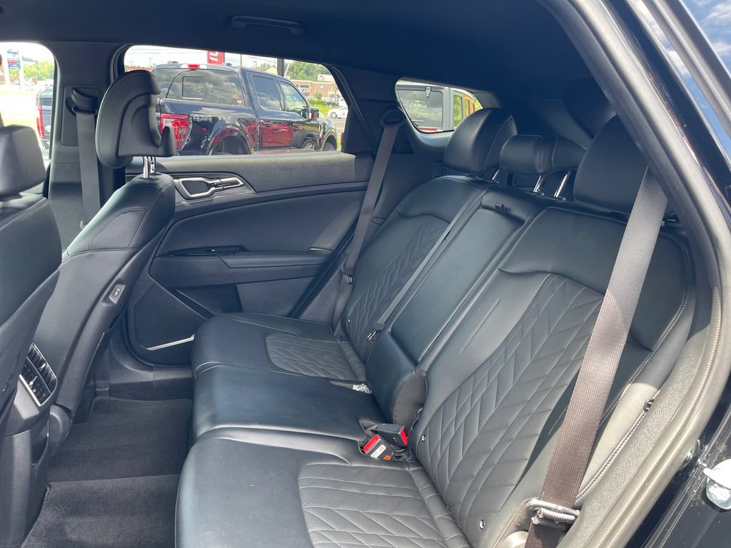 Used 2025 Kia Sportage X-Line AWD/4WD image 14
