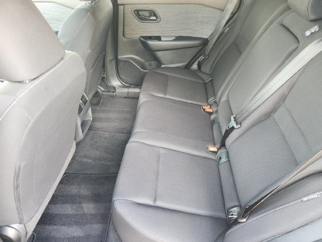 Used 2023 Nissan Rogue S FWD image 26
