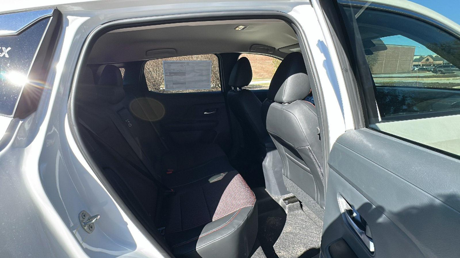 New 2026 Nissan Kicks SR AWD/4WD image 13