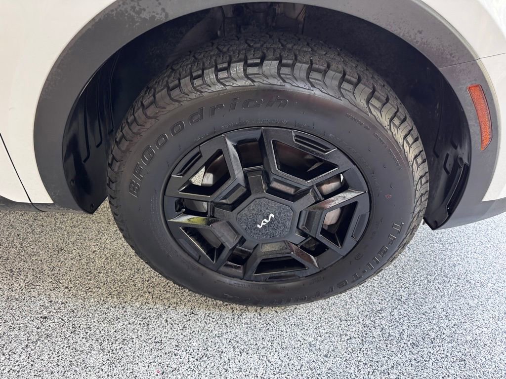 Used 2024 Kia Sorento SX Prestige w/ Olive Brown Leather Package AWD/4WD image 10