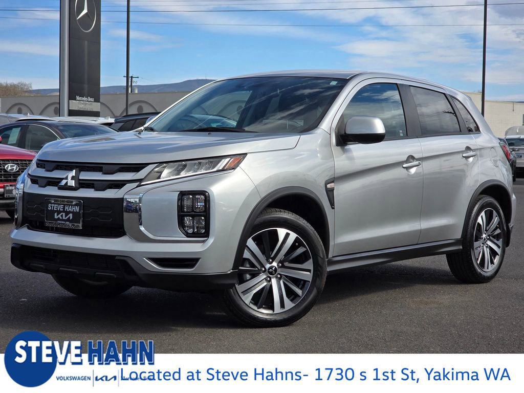 Used 2025 Mitsubishi Outlander Sport SE