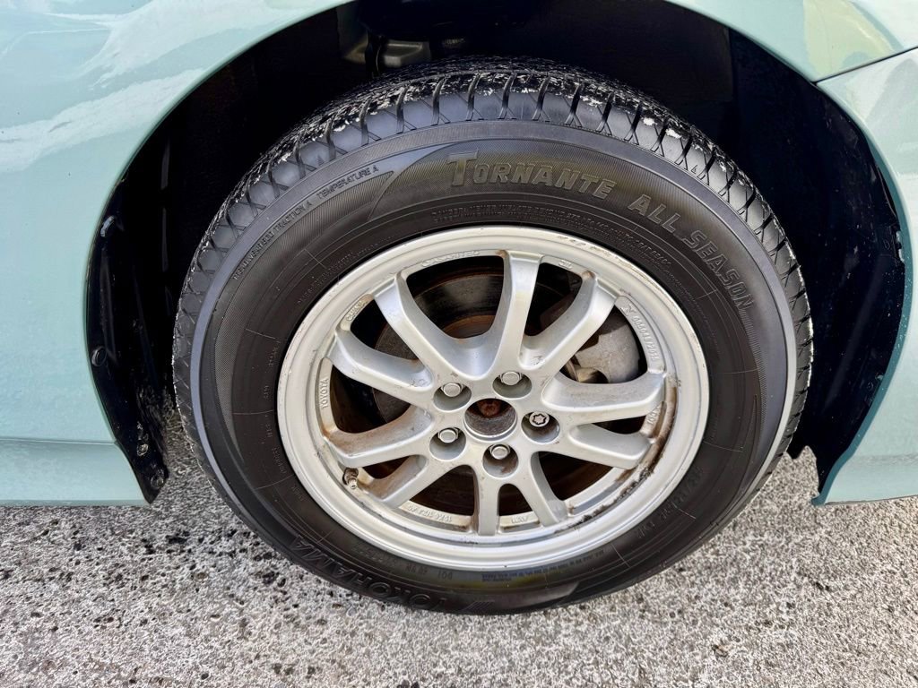 Used 2019 Toyota Prius LE image 8