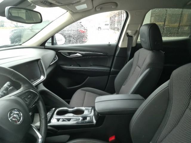 Used 2023 Buick Envision Preferred image 9