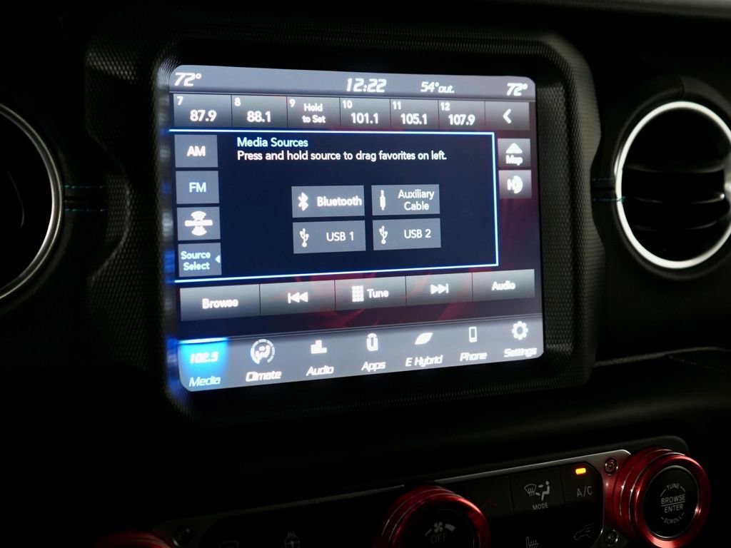 Used 2021 Jeep Wrangler Unlimited Rubicon 4xe w/ Steel Bumper Group image 17