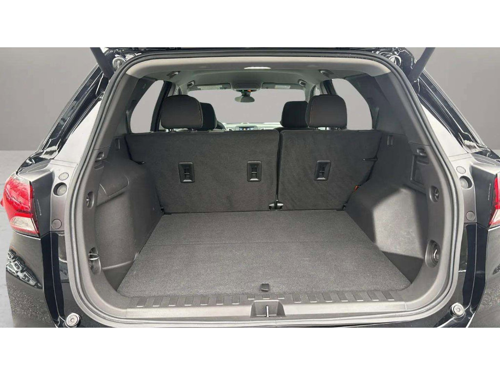 Used 2024 Chevrolet Equinox LT AWD/4WD image 9