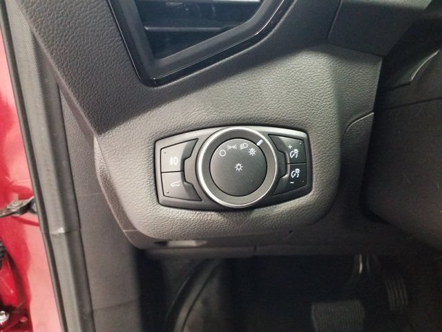 Used 2017 Ford Escape Titanium w/ Equipment Group 301A AWD/4WD image 11