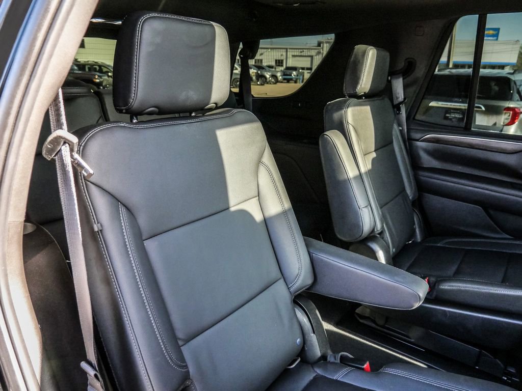 Used 2021 Chevrolet Tahoe Z71 w/ Luxury Package image 23