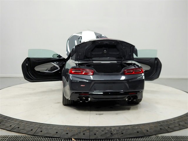 Used 2018 Chevrolet Camaro SS image 14