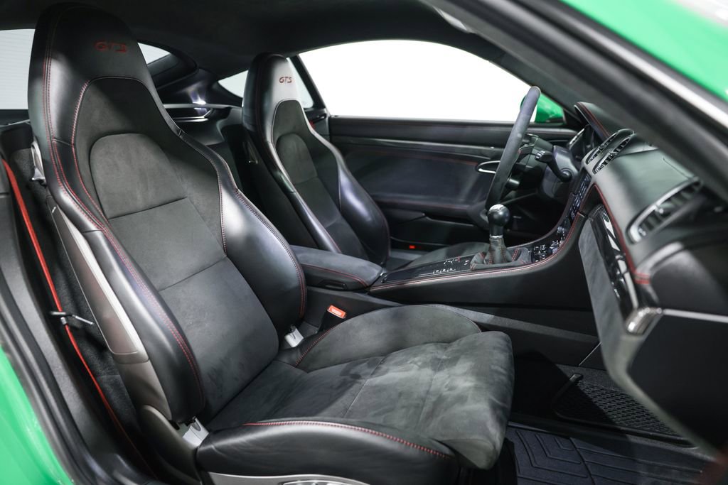 Used 2022 Porsche 718 Cayman GTS image 23