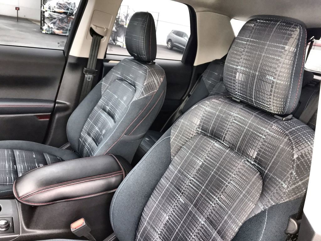 Used 2024 Ford Bronco Sport Heritage w/ Heritage Convenience Package image 11