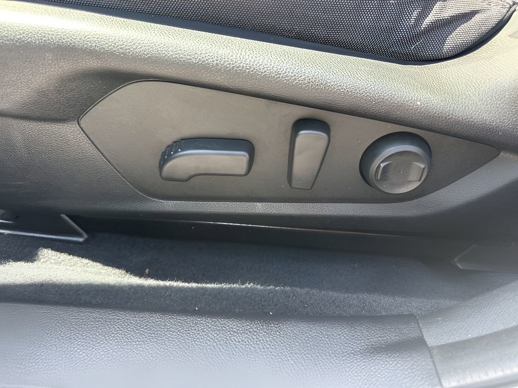 Used 2024 Subaru Crosstrek 2.0i Premium image 10