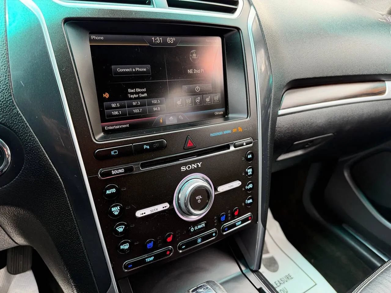 Used 2016 Ford Explorer Limited AWD/4WD image 23