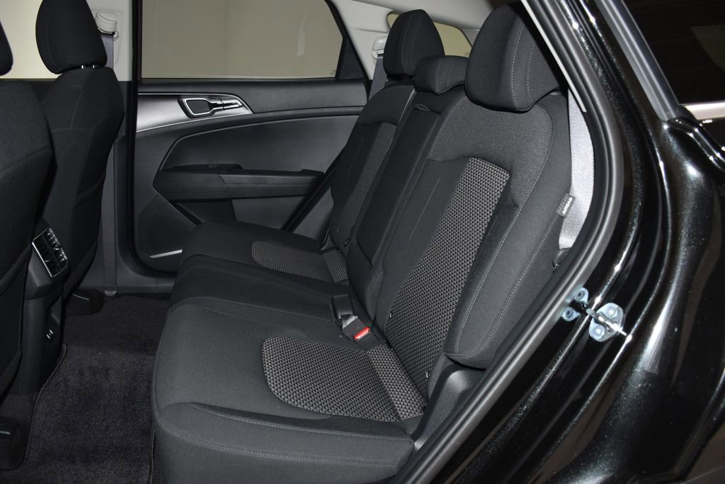 New 2026 Kia Sportage LX image 27
