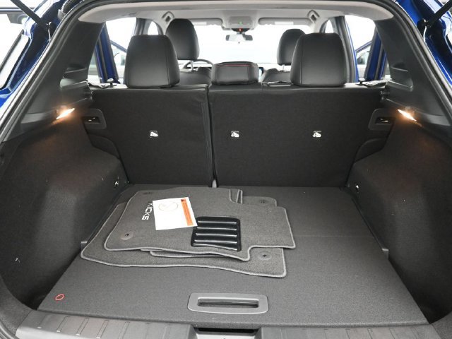 New 2026 Nissan Kicks SR FWD image 28
